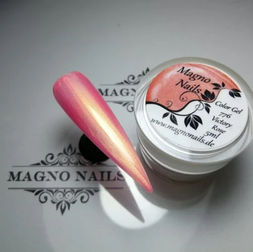 Color Gold Metallic Perl Pearl UV Gel aufgetragen deckend